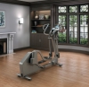 Life Fitness Crosstrainer E5 mit Track Connect-Konsole