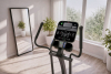 Life Fitness Crosstrainer E1 mit Track Connect-Konsole 2.0